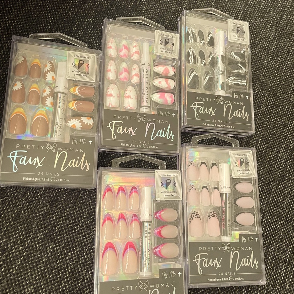PRETTY WOMAN "TRY ME" FAUX NAILS - 2 packs